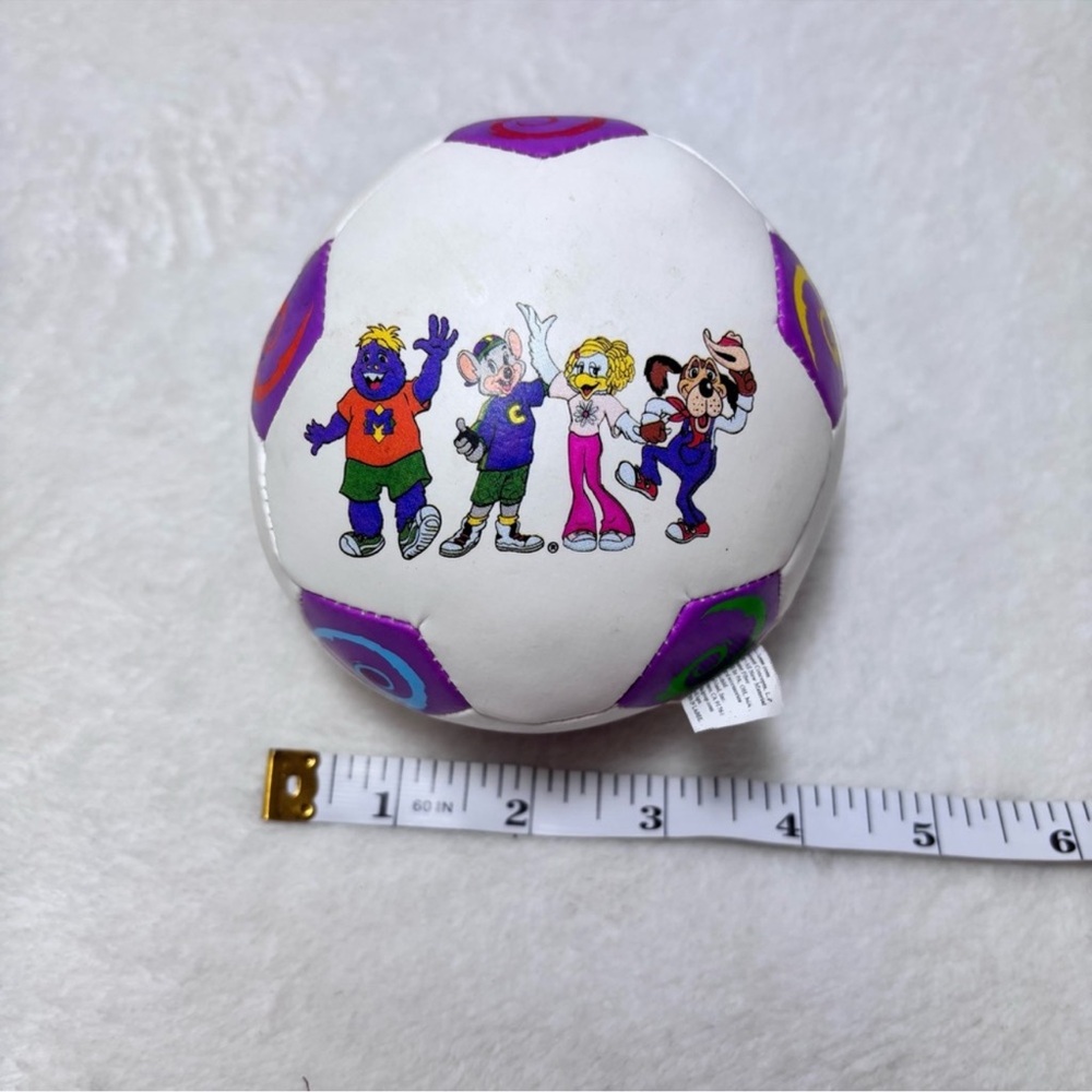 CHUCK E CHEESE Friends Soft Plush Soccer Ball Advertising Promotional Mouse Rare
